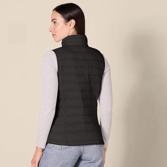 Amazon Essentials - Lightweight Water Resistant Packable Vest - Black - Medium - Picture 5 of 6